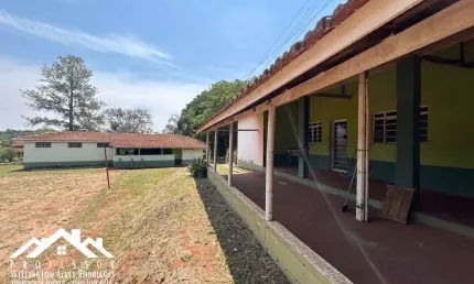 Linda Chácara no Bairro do Pinhal (Santa Vitória) em Limeira-SP