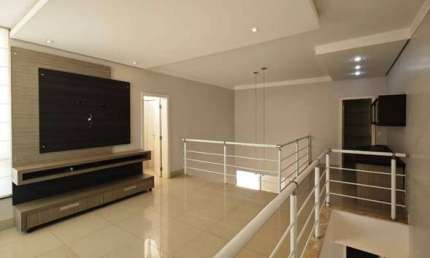 Linda Casa no Condomínio Roland 3 em Limeira-SP (P)