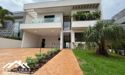Casa Duplex no Condomínio Terras de São Bento II em Limeira-SP