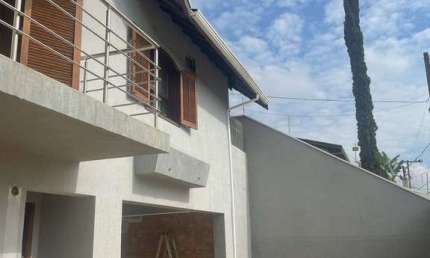 Casa duplex no Condomínio Jardim Florença em Limeira-SP