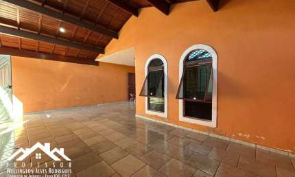 Casa com edícula no Pq. Residencial Abílio Pedro em Limeira-SP
