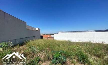 Terreno na Av. Laranjeiras no Jardim Planalto em Limeira-SP
