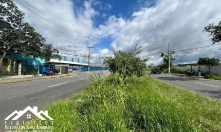 Grande Terreno na Avenida Principal do Parque Aeroporto em Limeira-SP