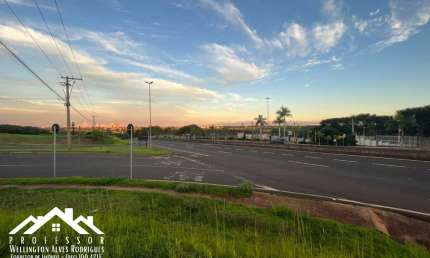 Terreno comercial à venda no Colinas do Engenho I em Limeira-SP