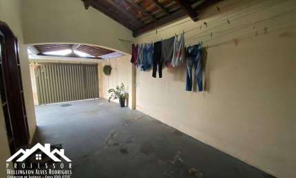 Imóvel com 02 casas à venda no Jardim do Lago em Limeira-SP