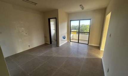 Apartamento à 50 metros da praia — conforto, praticidade e localização privilegiada!