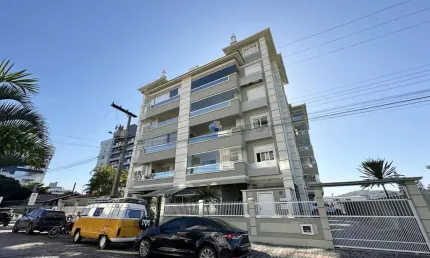 Apartamento 3 Quartos com Suíte 400m da Praia da Vila, Centro de Imbituba