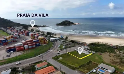 Terreno 450 m² no canto da praia da vila: Imbituba.