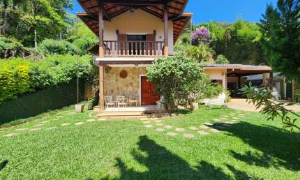 Casa imersa na natureza e Refúgio Perfeito de Tranquilidade e Sabor!