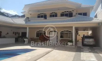 Condomínio Rio Mar XI - Casa à venda com 608,00m² , 3 quartos com suíte e lazer completo