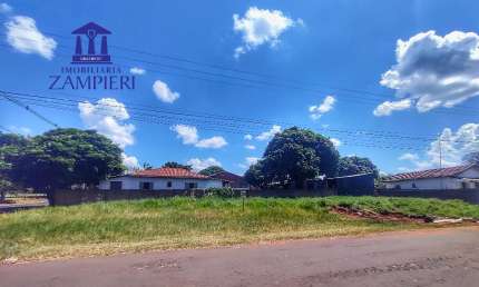 Terreno de esquina de 437,5 m² próximo ao centro de Iguaraçu-PR