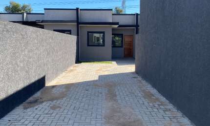 LINDA CASA , PRONTA PARA MORAR!! ÓTIMA LOCALIZAÇÃO PRÓXIMO A TUDO