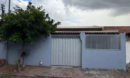 Casa com 4 quartos à venda na Avenida Tuiuiú, Morada da Serra, Cuiabá