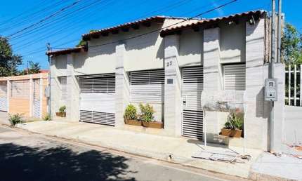 Casa no Residencial Júlio Campos, próximo ao posto Papito.