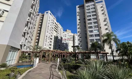 Apartamento com 2 quartos à venda no Centro, Canoas  por R$ 389.000