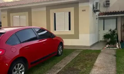 Casa em condomínio fechado com 3 quartos à venda no São José, Canoas  por R$ 350.000