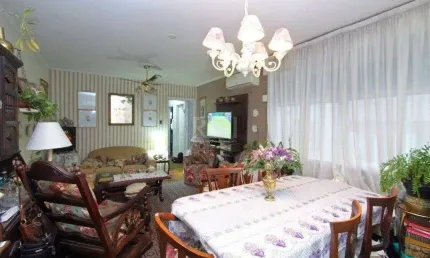Apartamento com 3 quartos à venda na Rua Mariante, 650, Rio Branco, Porto Alegre