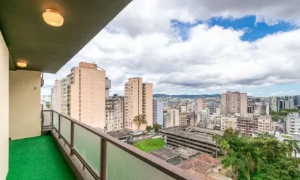 Apartamento 3 dormitórios 1 vaga - Centro Histórico DESOCUPADO
