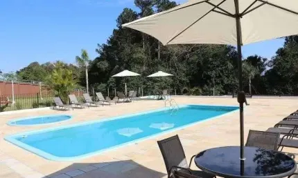 Casa de Condomínio com 2 Quartos e 2 vagas à venda, 66m² - Formoza