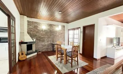 Casa com 4 quartos à venda na Avenida Salvador Leão, 648, Sarandi, Porto Alegre
