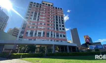 APTO 2 DORM MOBILIADO COM GAR. ED. PORT.ELEV. - CENTRO HISTÓRICO