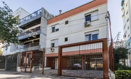 Apartamento 2 quartos, 1º andar, sol da manhã, vaga coberta
