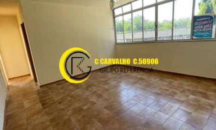 Apartamento  à venda no IAPI da Penha  térreo, vazio, 3 qtos, com garagem.