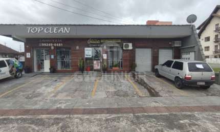 Sala comercial para alugar na Rua General Câmara, 99, Bom Retiro, Joinville por R$ 1.200