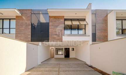 Casa com 3 quartos à venda na Rua Professor Teodoro Lauer, 57, Saguaçu, Joinville por R$ 990.000