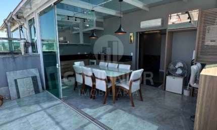 Cobertura com 3 quartos à venda na Rua Inácio Bastos, 623, Bucarein, Joinville por R$ 690.000