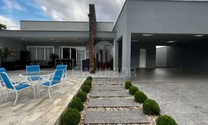 Casa com 3 quartos à venda na rua caçapava, 246, bom retiro, joinville por r$ 2.350.000