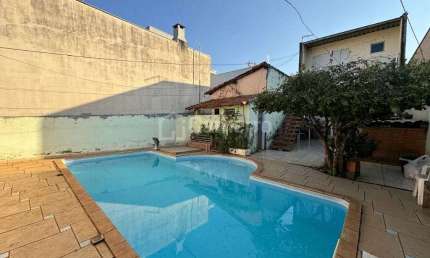 Casa com 5 dormitórios à venda, 220 m² por R$ 730.000,00 - Residencial Horto Florestal Jacyra I - A