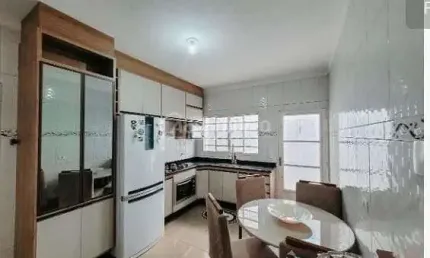 Casa com 3 dormitórios, sendo 1 suíte,  à venda, 119 m² por R$ 420.000 - Jardim Boer II - Americana
