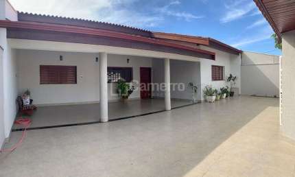 Casa com 4 dormitórios, sendo 1 suíte,  à venda, 225 m² por R$ 830.000 - Jardim Ipiranga - American