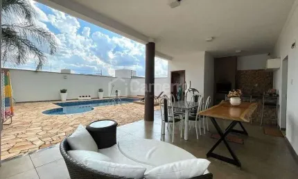 Casa com 3 dormitórios, sendo 1 suíte,  à venda, 267 m² por R$ 990.000 - Residencial Dona Margarida