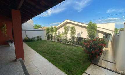Casa com 3 dormitórios, sendo 1 suíte,  à venda, 176 m² por R$ 900.000 - Jardim Ipiranga - American