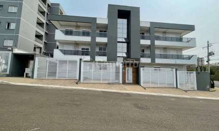 Apartamento com 2 dormitórios para alugar, 60 m² por R$ 2.266/mês - Jardim São Domingos - Americana