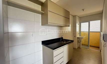 Apartamento com 2 dormitórios para alugar, 59 m² por R$ 1.350/mês - Balneário Salto Grande - Americ