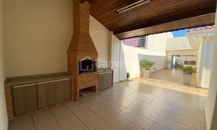 Casa com 3 dormitórios para alugar, 197 m² por R$4.400/mês - Jardim Amélia - Americana/SP
