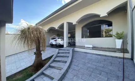 Casa com 3 dormitórios para alugar, 176 m² por R$ 5.500/ano - Jardim Ipiranga - Americana/SP