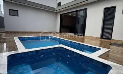 Casa a venda, com 3 suítes e 1 home office, localizada em área nobre - CONDOMÍNIO PAU BRASIL - Parq