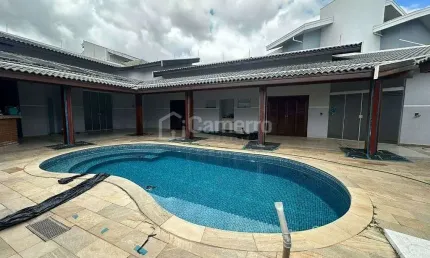 Casa com 3 dormitórios para alugar, 293 m² por R$ 5.735,00/mês - Jardim Jacyra - Americana/SP