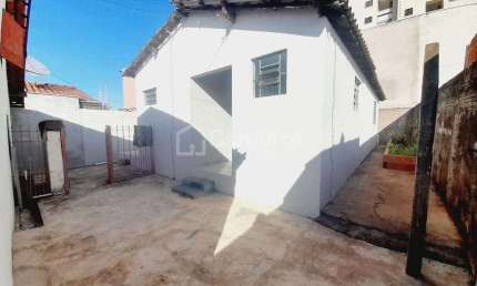 Casa com 2 dormitórios para alugar, 80 m² por R$ 1000/mês - Jardim Ipiranga - Americana/SP