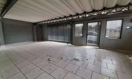 Casa com 2 dormitórios para alugar, 150 m² por R$ 2.500/mês - Cidade Jardim II - Americana/SP
