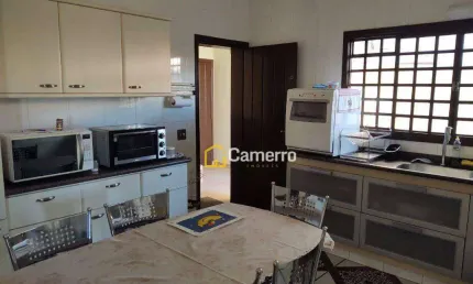 Casa com 4 dormitórios, 1 suíte,  à venda, 278 m² por R$ 830.000 - Werner Plaas - Americana/SP