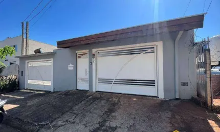Casa com 3 dormitórios à venda, 195 m² por R$ 700.000,00 - Parque Nova Carioba - Americana/SP