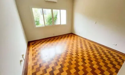 Casa com 2 dormitórios para alugar, 175 m² por R$ 3.135,00/mês - Vila Cordenonsi - Americana/SP