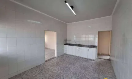 Casa com 2 dormitórios para alugar, 105 m² por R$ 2.000/mês - Vila Santa Catarina - Americana/SP