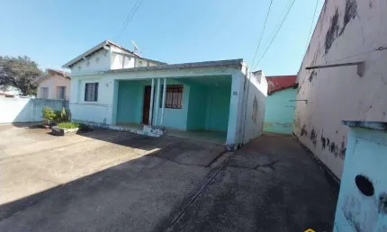 Casa com 5 dormitórios à venda, 180 m² por R$ 325.000,00 - Vila Omar - Americana/SP