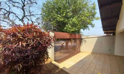 Casa com 3 dormitórios, sendo 1 suíte, à venda, 188 m² por R$ 900.000 - Vila Nossa Senhora de Fátima - Americana/SP